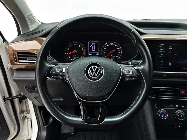 Volkswagen Tharu — Фото автомобиля 18