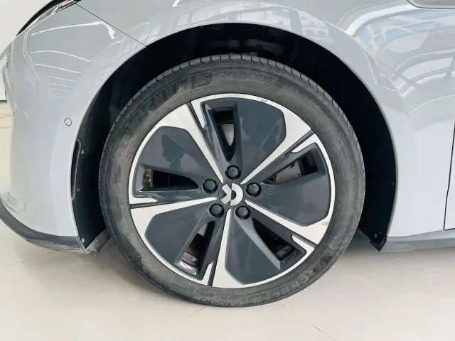 Nio ET5 Touring — Фото автомобиля 3