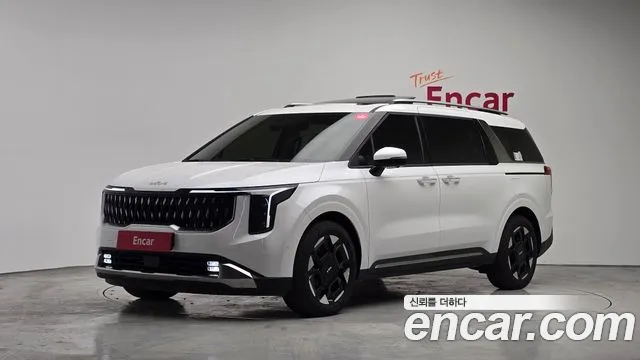 Фотография автомобиля — Kia Carnival 4th Gen