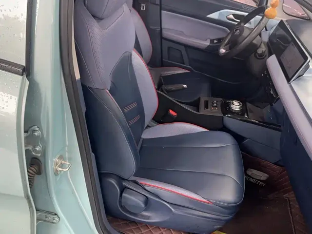 Geely Geometry E Firefly — Фото автомобиля 10
