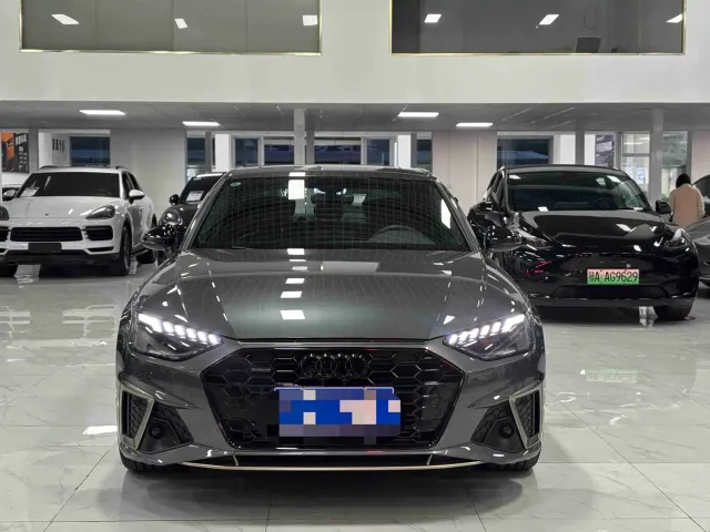 Audi A4L — Фото автомобиля 2