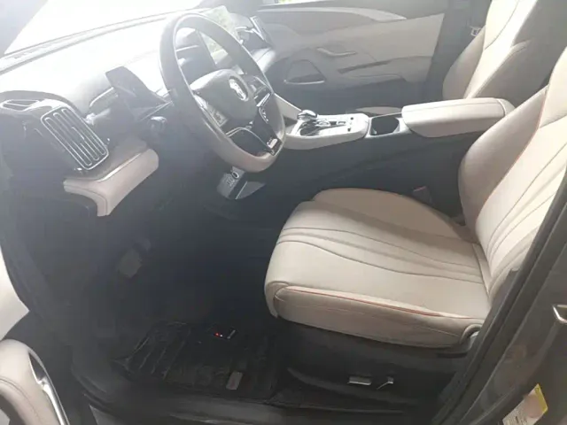 BYD Song Pro — Фото автомобиля 14