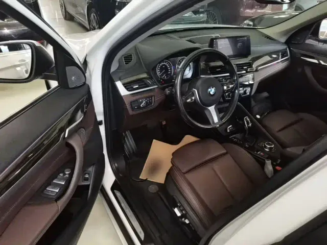 BMW X1 — Фото автомобиля 15