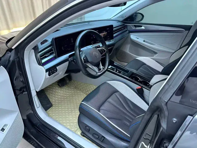 Volkswagen Lamando — Фото автомобиля 13