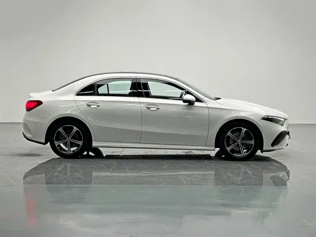 Mercedes-Benz A-Class — Фото автомобиля 7
