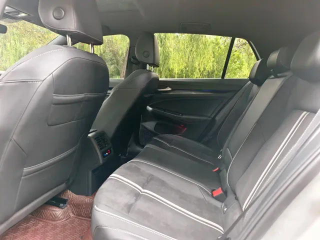 Volkswagen Golf 2020 280TSI DSG R-Line — Фото автомобиля 9