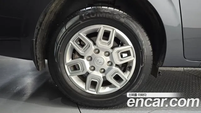 Hyundai Staria Staria Карго 3 места — Фото автомобиля 5