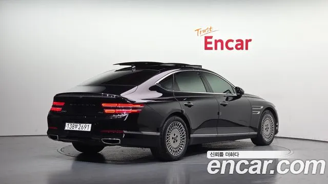 Genesis G80 Бензин 3.5 турбо AWD — Фото автомобиля 2