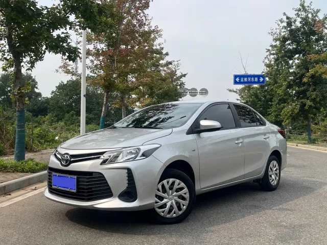 Фотография автомобиля — Toyota Vios
