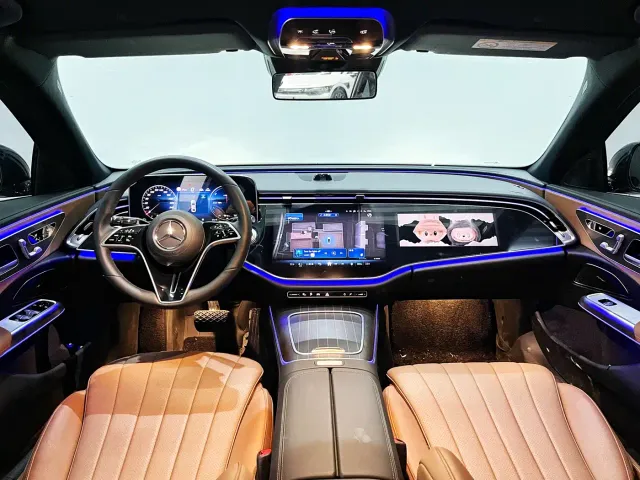 Mercedes-Benz E-Class — Фото автомобиля 5