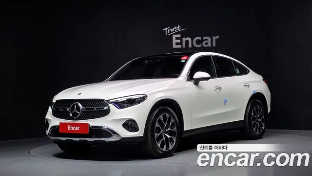 Фотография автомобиля — Mercedes-Benz GLC-Class