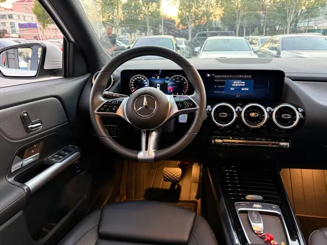 Mercedes-Benz GLA-Class — Фото автомобиля 11