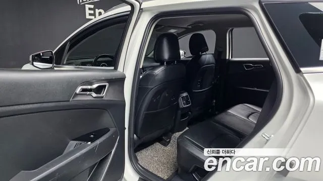 Kia Sportage — Фото автомобиля 23