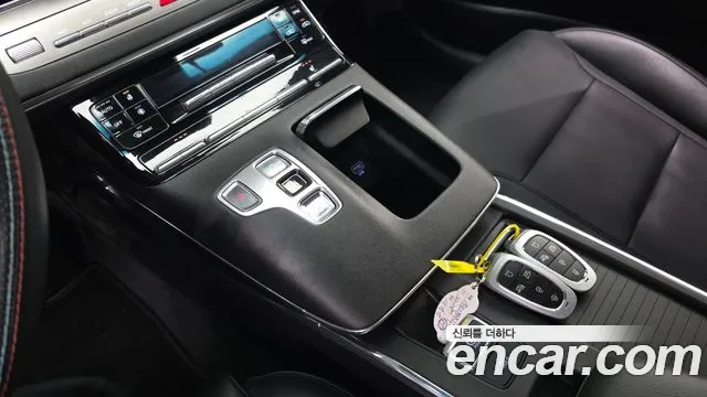 Hyundai Grandeur Новый Grandeur IG 3.0 LPi (Для проката) — Фото автомобиля 9