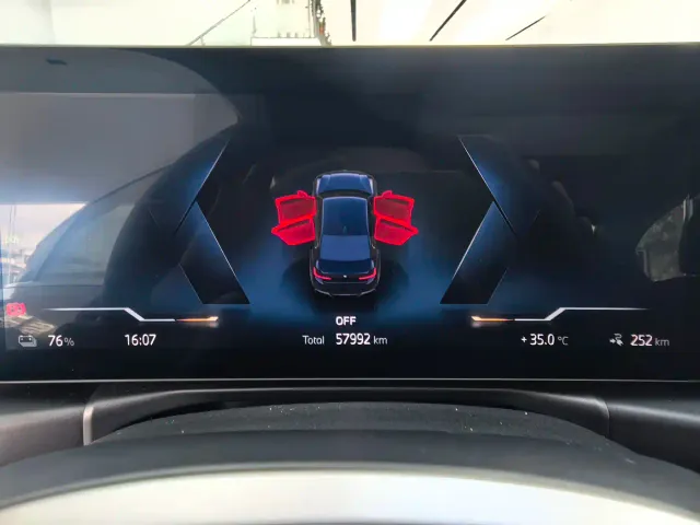 BMW i3 — Фото автомобиля 9
