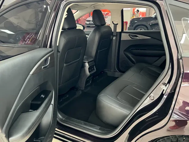 Wuling Starlight — Фото автомобиля 15