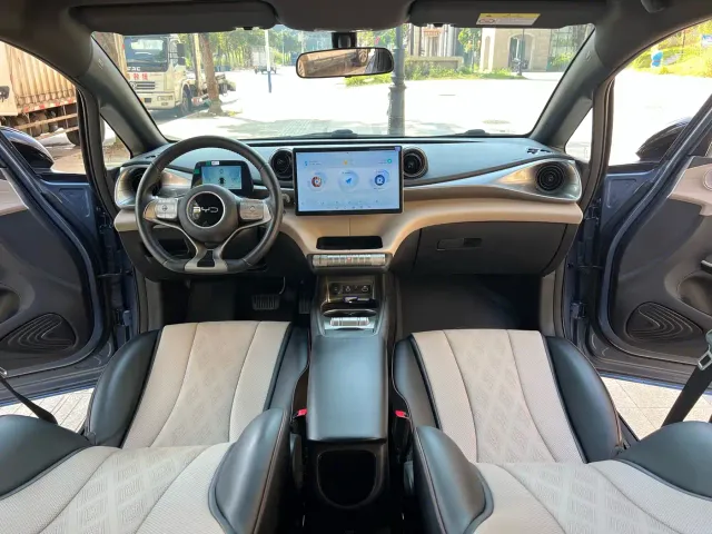 BYD Dolphin — Фото автомобиля 6