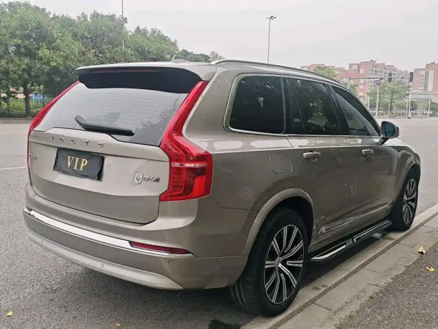 Volvo Volvo XC90 2022 B5 Smart Luxury 7-Seater — Фото автомобиля 9