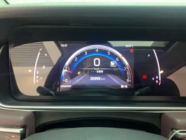 GAC Trumpchi M6 — Фото автомобиля 14