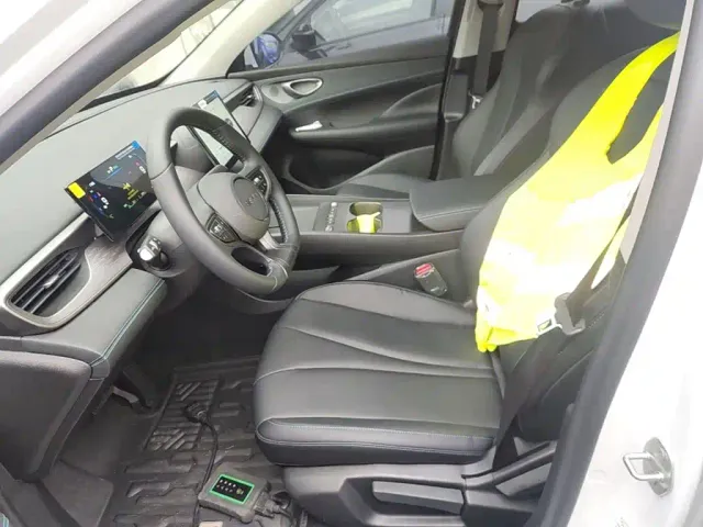 BYD Seal 05 DM-i — Фото автомобиля 14