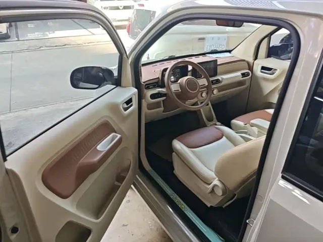 Wuling Hongguang Mini EV — Фото автомобиля 15