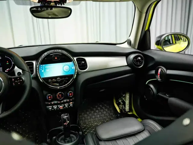 MINI Hatch — Фото автомобиля 7