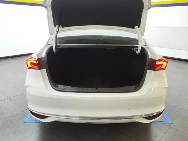 Buick Verano — Фото автомобиля 4