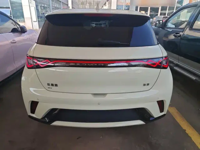 BYD Dolphin — Фото автомобиля 5