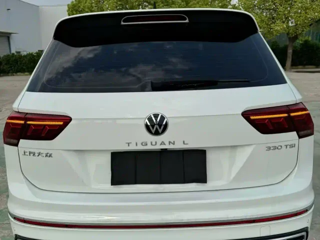 Volkswagen Tiguan L — Фото автомобиля 7