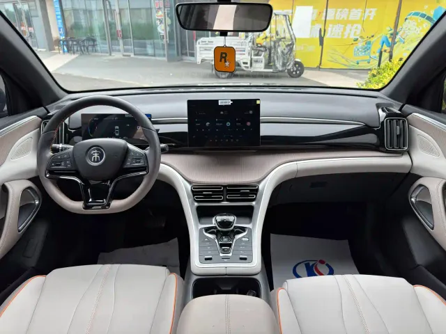 BYD Song Pro — Фото автомобиля 7