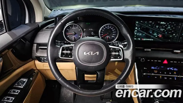 Kia Carnival — Фото автомобиля 20