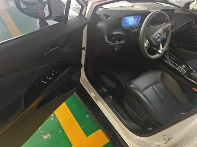 Buick Velite 6 — Фото автомобиля 15