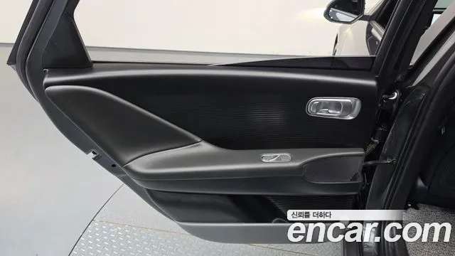 Hyundai Ioniq 6 — Фото автомобиля 14