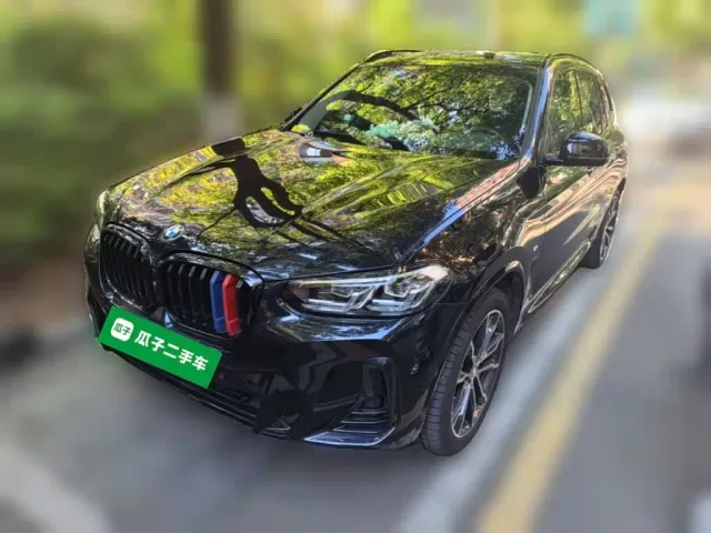 Фотография автомобиля — BMW X3