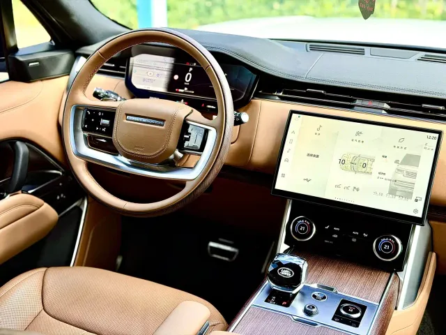 Land Rover Range Rover — Фото автомобиля 8