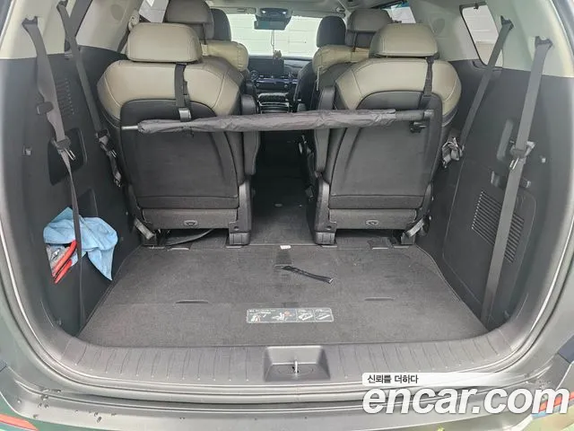 Kia Carnival Generation 4 — Фото автомобиля 13