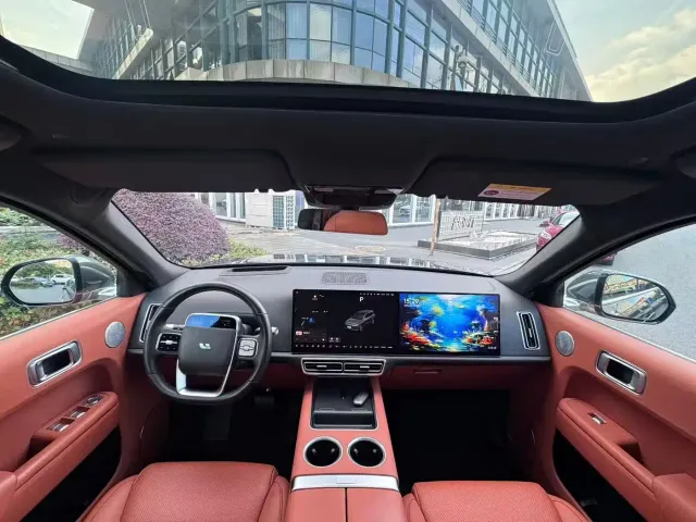 Li Auto L9 — Фото автомобиля 3