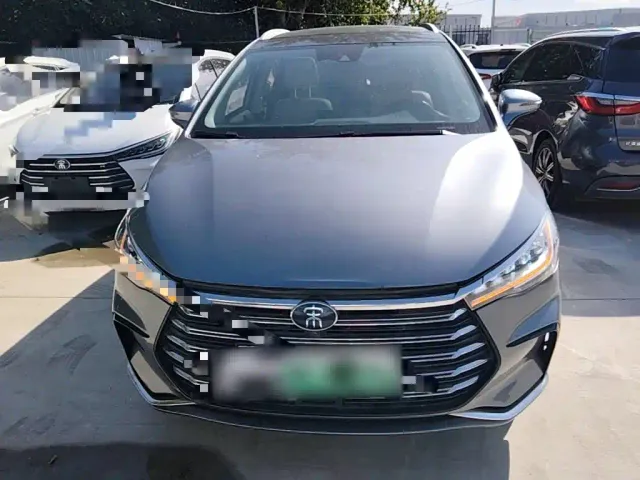 BYD Song MAX — Фото автомобиля 2