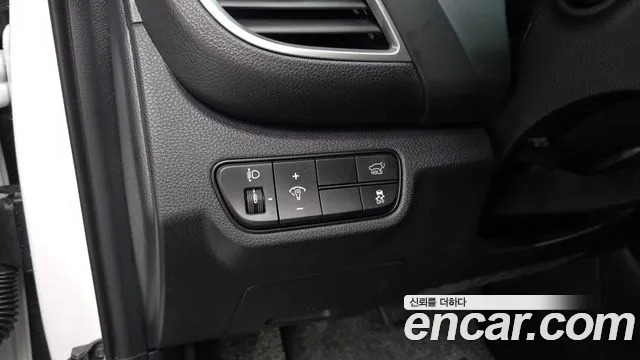 Kia Seltos New — Фото автомобиля 13