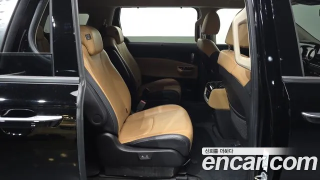 Kia Carnival 4th Gen — Фото автомобиля 18