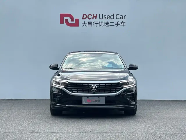 Volkswagen Passat — Фото автомобиля 2