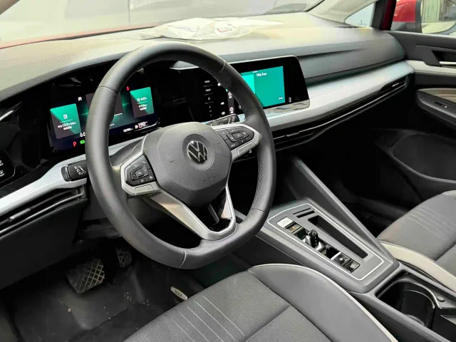 Volkswagen Golf — Фото автомобиля 8