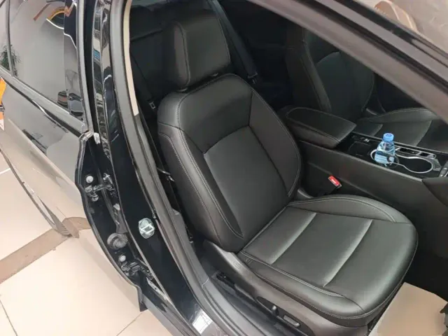 Buick Regal — Фото автомобиля 24