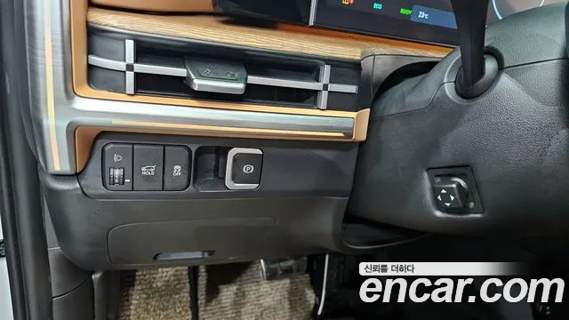 Hyundai Santafe — Фото автомобиля 16