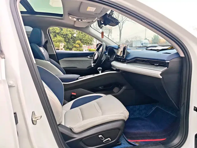 Geely Xingrui — Фото автомобиля 6