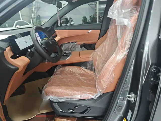 Changan CS75 Plus — Фото автомобиля 14