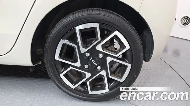 Kia RAY Новый Kia Ray Signature — Фото автомобиля 5
