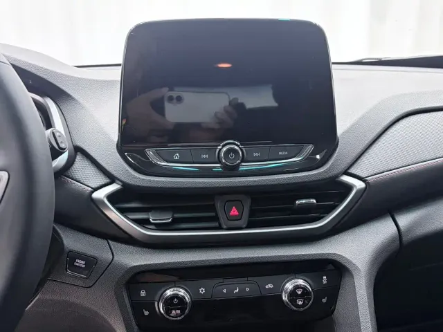 Chevrolet Orlando — Фото автомобиля 14