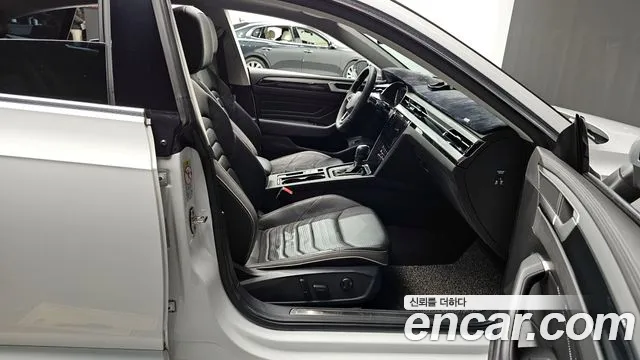 Volkswagen Arteon Arteon 2.0 TDI Prestige — Фото автомобиля 11