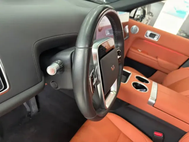 Li Auto L7 — Фото автомобиля 7